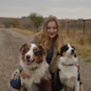 Meet your Posher, Brittni